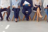 EU crea menos puesto de trabajo en junio, pero el desempleo baja al 4.2%.
