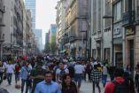 Carlos Ramírez Fuentes, Socio Director de Integralia Consultores, analiza los datos más importantes de la economía mexicana y la estructura poblacional en México.

#POBLACION #FINANZAS #MÉXICO 

COMENTA ESTE VIDEO Y COMPARTELO CON TUS AMIGOS

Para más información entra: http://www.youtube.com/ImagenRadioLive

No olvides dejarnos tus comentarios y visitarnos en

Facebook: https://www.facebook.com/ImagenRadio
X: https://twitter.com/Imagen_Mx
Sitio: http://www.imagenradio.com.mx


Suscríbete a nuestro canal: https://www.youtube.com/channel/UCB0BUmdBOrH9mYU2ebs1eWA



#ImagenRadioEnVivo #NoticiasEnVivo