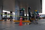 Continúa desabasto de gasolina en Oaxaca por bloqueo de la CNTE a planta de Pemex