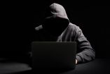 Ya no son los adultos mayores: ahora los jóvenes son las principales víctimas de fraude.