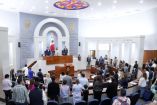 Colectivos toman el Congreso de San Luis Potosí para exigir la derogación de la "Ley Serrano"