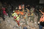 Personal del Agrupamiento de Ayuda Humanitaria “Yumare”, del Ejército Mexicano, durante las labores de ayuda