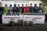 Además de la neutralización del jefe de plaza y la captura de sus cuatro colaboradores cercanos, el gobierno federal decomisó armas de alto poder.