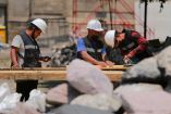 La OCDE advierte: hay más empleo, pero los salarios ya no alcanzan.