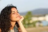 La existencia de la normalidad perfecta