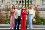 La familia real neerlandesa se distingue por su cercanía con la ciudadanía.
