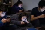 Identifica señas de adicción a pantallas en menores