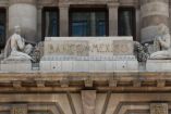 Banxico no seguirá los pasos de la Fed en EU, ¿por qué?