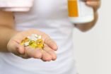¿Es malo automedicarse con vitaminas?