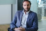 Banxico busca integrar a la economía formal a negocios al margen de la bancarización digital