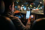 R2 otorgó más de 44 mil créditos en un año a conductores de Uber México