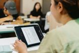 AIMX pide impulsar la alfabetización digital para combatir la desinformación.