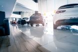 Autos chinos pierden terreno: ventas a crédito caen 12.6%; aranceles aún no impactan precios.