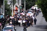 Estudiantes marchan al Palacio de Gobierno tras asesinato de la estudiante española