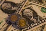 Colombia impulsó al peso mexicano; dólar se fortalece