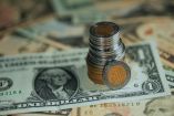 ¿Qué pasa con el peso mexicano? Acumula cinco semanas de depreciación frente al dólar.
