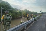 Los efectivos también realizan recorridos junto con personal de Protección Civil para identificar sitios susceptibles de inundaciones o deslaves y verificar las condiciones de los refugios temporales.