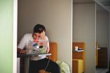 Desempleo juvenil por inteligencia artificial detona rebelión mundial: Andrés Oppenheimer