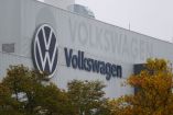 Fed mantiene las tasas y el peso avanza; Volkswagen evita huelga tras acuerdo salarial.