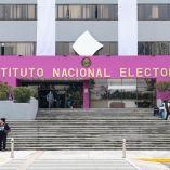 Investigaciones por asignación de contratos en INE ponen en duda imparcialidad del árbitro electoral
