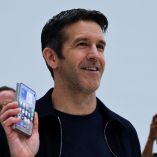 ¿Por qué el iPhone Duo, primer plegable de Apple, pone a prueba a John Ternus?