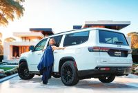Jeep Grand Wagoneer L