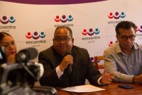 Tras la reciente aprobación unánime de los consejeros del Instituto Nacional Electoral (INE), el escenario político de México suma un nuevo integrante: el partido Paz (Construyendo Solidaridad y Paz). Armando González Escoto, representante legal del partido PAZ, analizan en entrevista los orígenes de la organización, su independencia política, el diagnóstico sobre la infiltración del crimen organizado en el gobierno y la estrategia para competir en el proceso electoral de 2027.






COMENTA ESTE VIDEO Y COMPARTELO CON TUS AMIGOS

Para más información entra: https://www.youtube.com/watch?v=6pLXCoJQvPE

No olvides dejarnos tus comentarios y visitarnos en 

Sitio: http://www.imagenradio.com.mx 
Facebook: https://www.facebook.com/ImagenRadio/?locale=es_LA
Twitter: https://x.com/Imagen_Mx
¡Dale like y suscríbete al canal!:  https://www.youtube.com/channel/UCB0BUmdBOrH9mYU2ebs1eWA

#imagenradio #noticiasenvivo