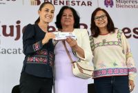 Este padrón incluye además a 205 mil 340 personas inscritas en la Pensión para Adultos Mayores