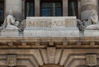 Banxico mantiene la tasa en 6.50%; meta de inflación se alcanzará al cierre de 2027