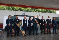 Jubila Aduanas 4 perros detectores y presenta nuevo ingreso.