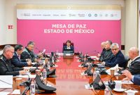 Delfina Gómez, gobernadora del Estado de México, encabeza sesión de la Mesa de Paz