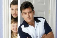 Charlie Sheen dejó la exitosa serie de Two and a Half Men.