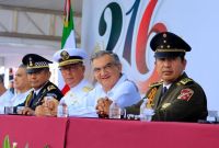 Más de 3 mil elementos de las Fuerzas Armadas, corporaciones de seguridad y planteles educativos participaron en la conmemoración del inicio de la Independencia de México en Ciudad Victoria.