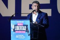 El alcalde de Miguel Hidalgo, Mauricio Tabe, durante la conmemoración del "Día de la Libertad" y la premiación del concurso "Expresiones de libertad.
