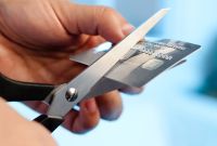 ¿Cancelas tu tarjeta? La Condusef aclara qué le pasa a tu Buró de Crédito