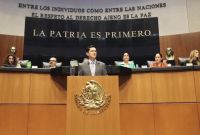 El canciller Roberto Velasco, al comparecer ante el Pleno del Senado en el marco de la Glosa del Segundo Informe de Gobierno