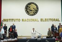 El marco legal vigente en México impide hacer cambios normativos inmediatos debido a los plazos establecidos en la Constitución para los periodos electorales.