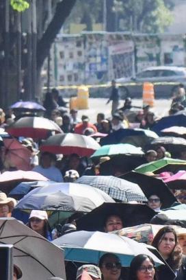 "Repudiar los actos de violencia que el día de ayer y hoy llevaron a cabo y exigirle a las autoridades que apliquen la ley, que no permitan que violenten y transgredan el Estado de derecho".
