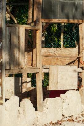Medición de pobreza ignora precariedad habitacional en México: Mario Luis Fuentes