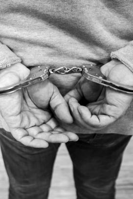 Justicia federal opera con selectividad en detenciones: Jorge Fernández Menéndez