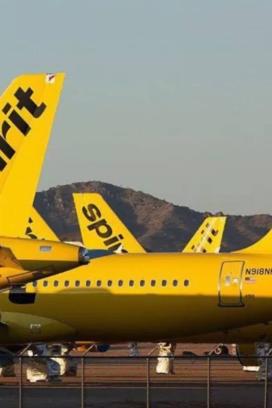El reacomodo de rutas aéreas obedece al costo del combustible, la quiebra de Spirit y cambios en aeronaves.