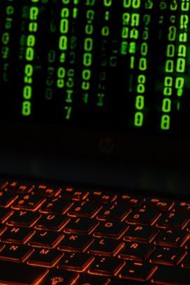 Ciberataques con IA son la nueva norma global ante falta de acción oficial: experto