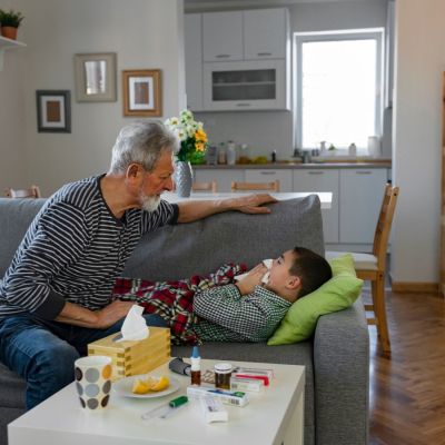 ¿Cómo afecta a la salud de los abuelos cuidar a los nietos?