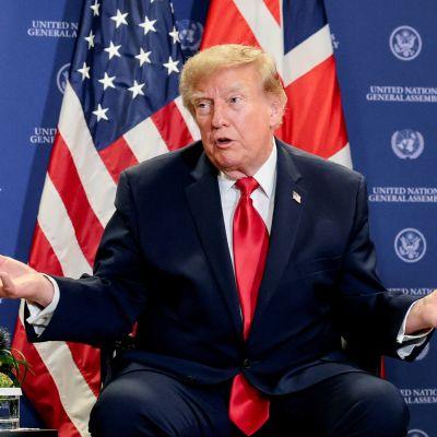 Trump dice que no quiere una regulación internacional de la IA, ¿por qué?