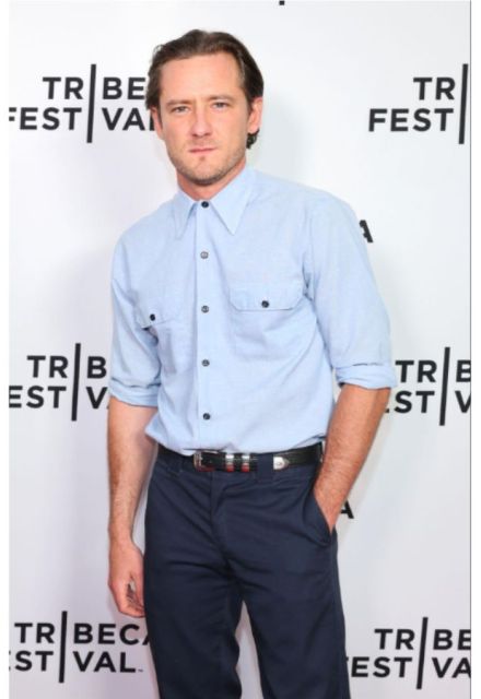 El hijo de Bill Pullman dejó de ser únicamente conocido por su apellido gracias a trabajos como Top Gun: Maverick y su incorporación al universo Marvel.