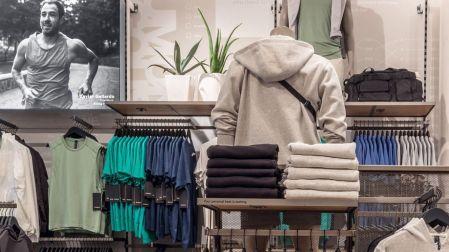 ¿Por qué está en crisis Lululemon? Historia y caída de la marca