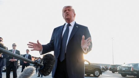 Trump dice que a EU le iría mejor sin el T-MEC, pero está dispuesto a renovarlo