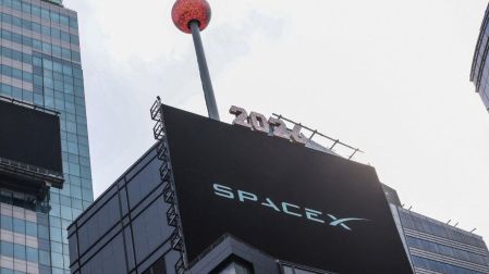 ¿Qué pasa con SpaceX? La venta masiva de acciones preocupa a los inversionistas.