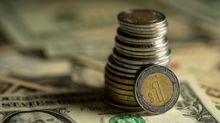 La Fed tiene tiempo extra para ajustar al alza las tasas, señalan expertos