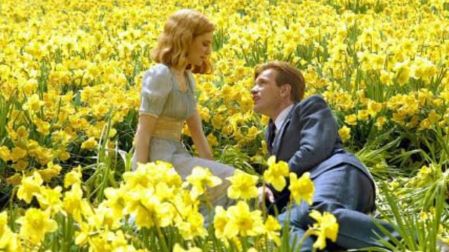 A través de relatos fantásticos la película mezcla recuerdos e imaginación que ayudan a crear una profunda relación familiar.
